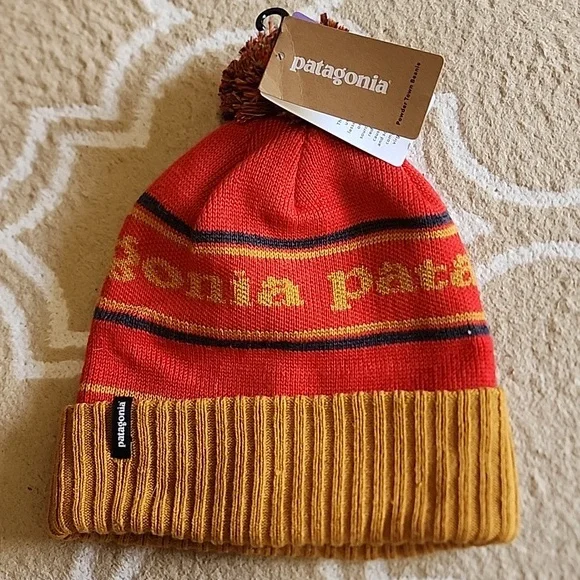 Patagonia Powder Town Beanie NWT - Picture 1 of 5